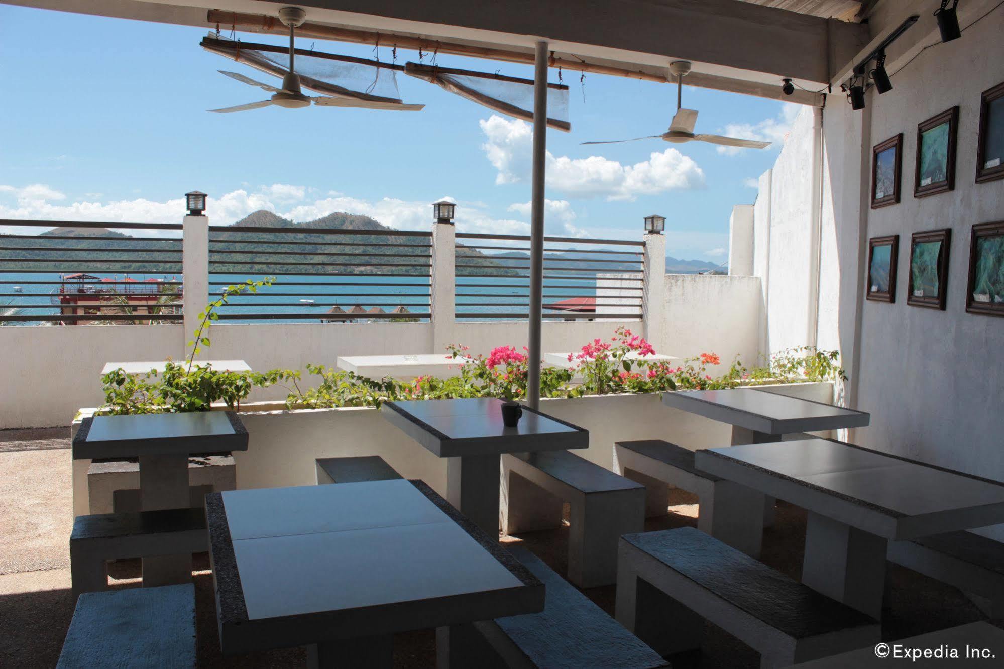 Sea Horse Guest House Coron Exterior photo