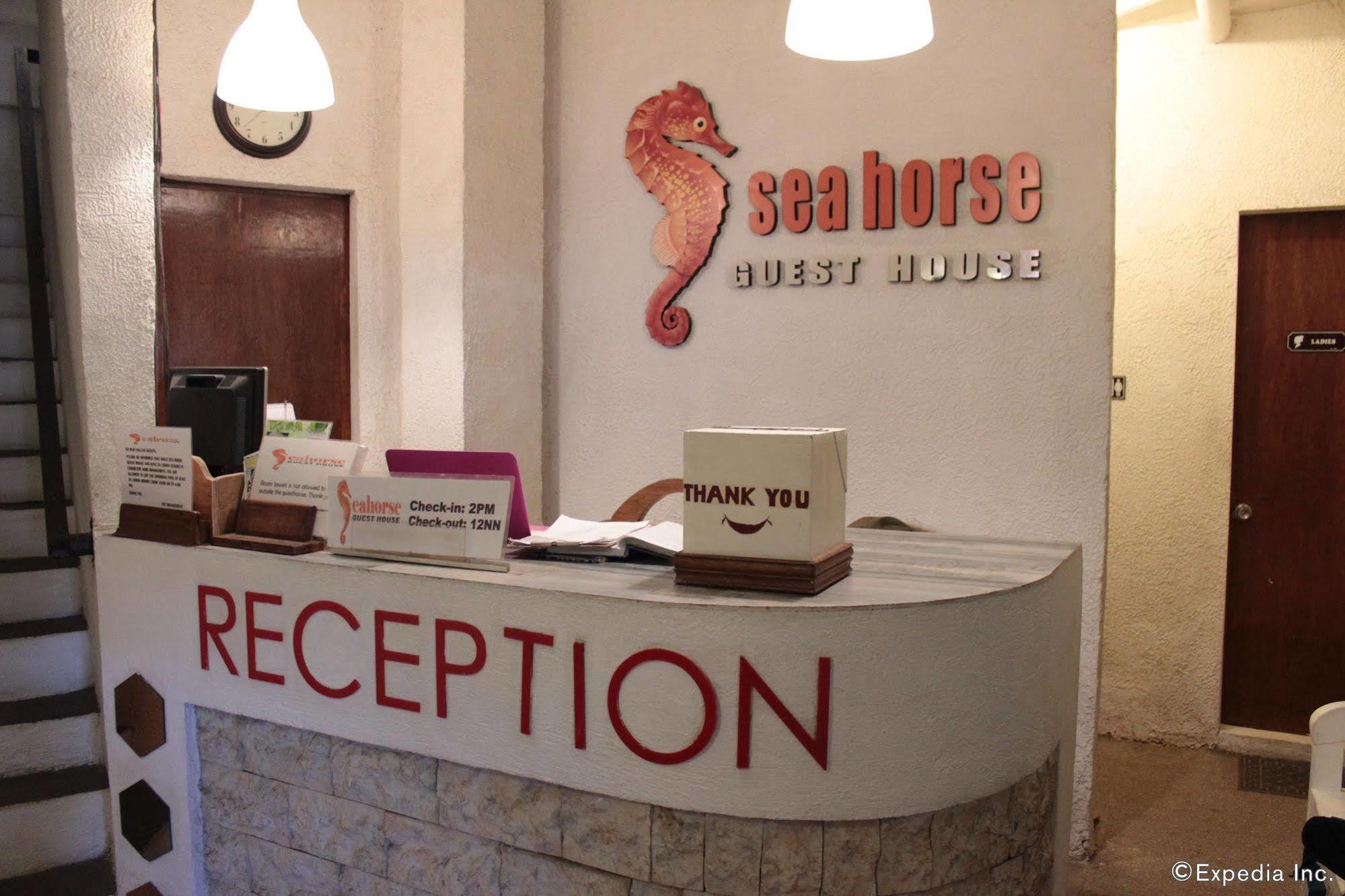 Sea Horse Guest House Coron Exterior photo